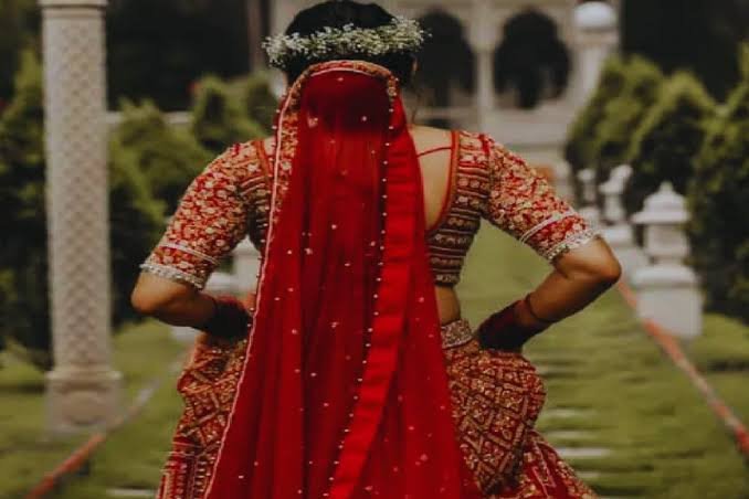 पति पत्नी का हुआ jhgda