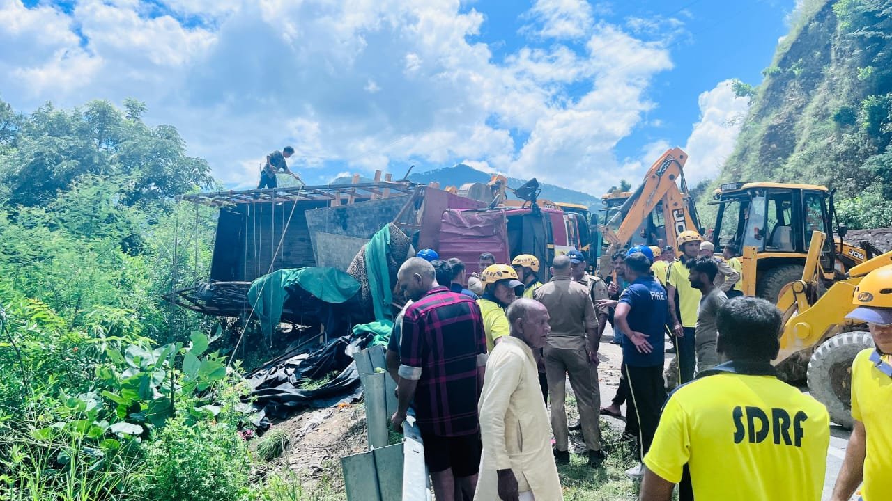 कांवड़ सड़क हादसा road accident